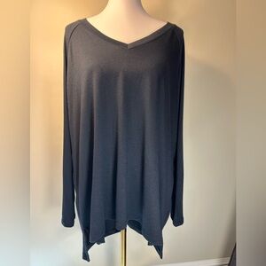 Banana Republic Charcoal/Black Knit Top XXL